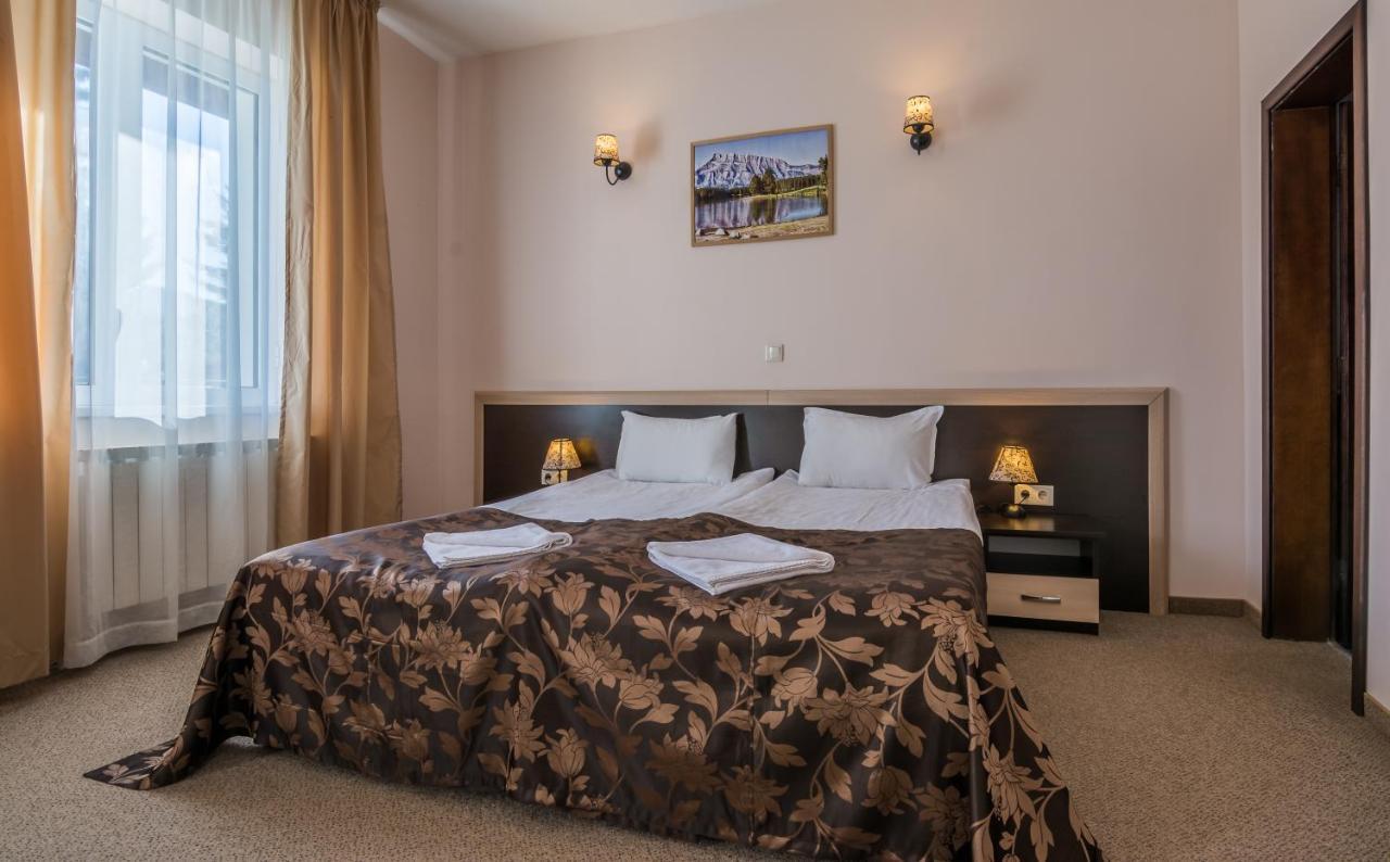 Hotel Royal Borovets Exteriör bild