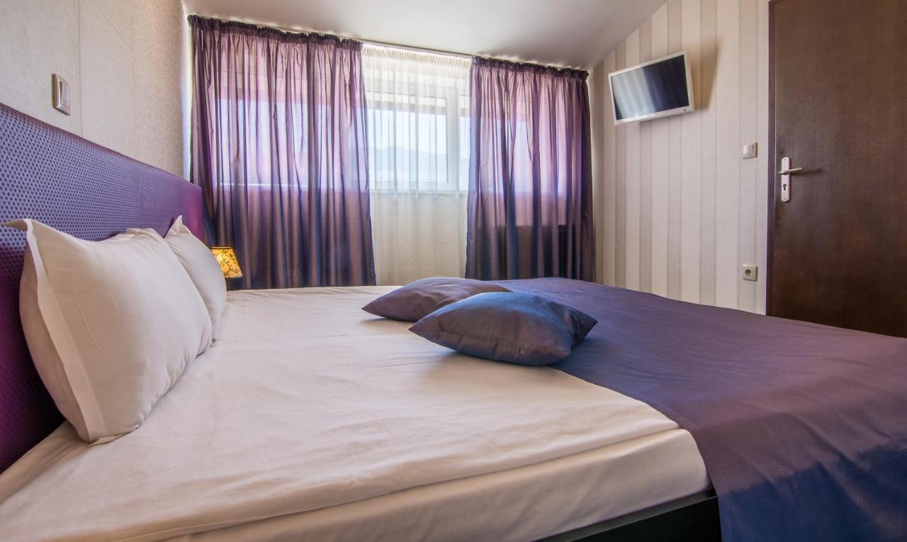 Hotel Royal Borovets Exteriör bild