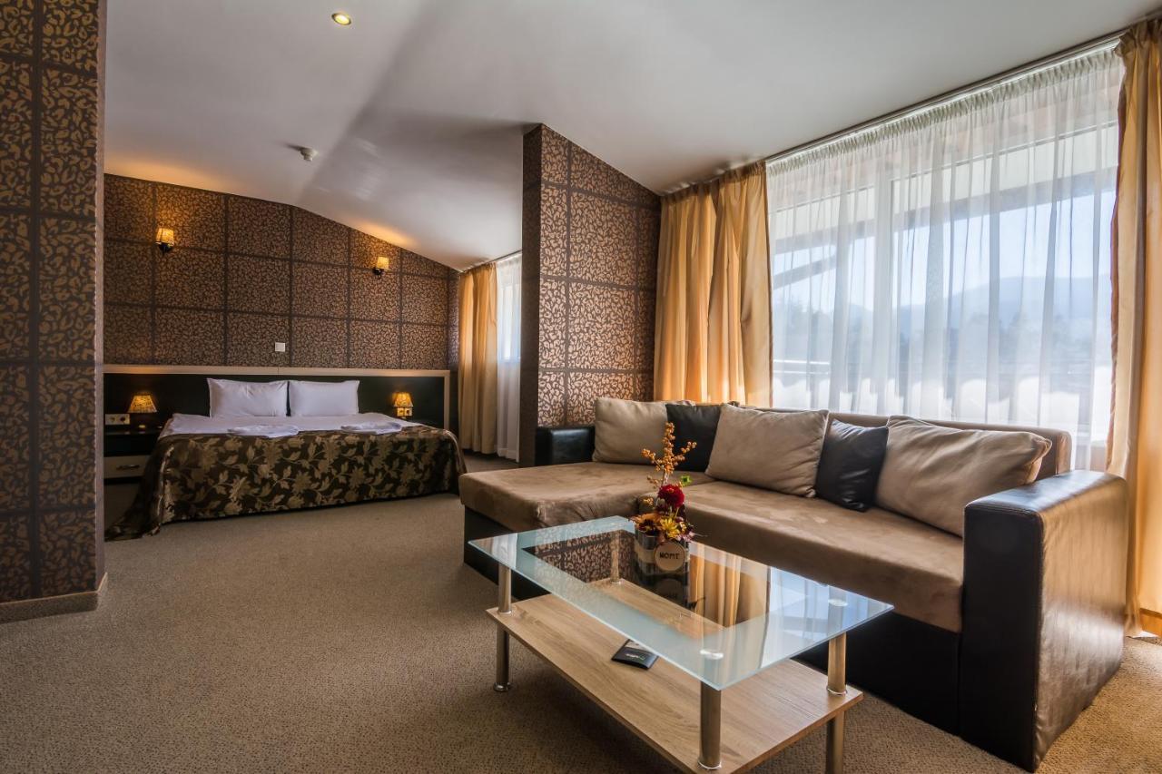 Hotel Royal Borovets Exteriör bild